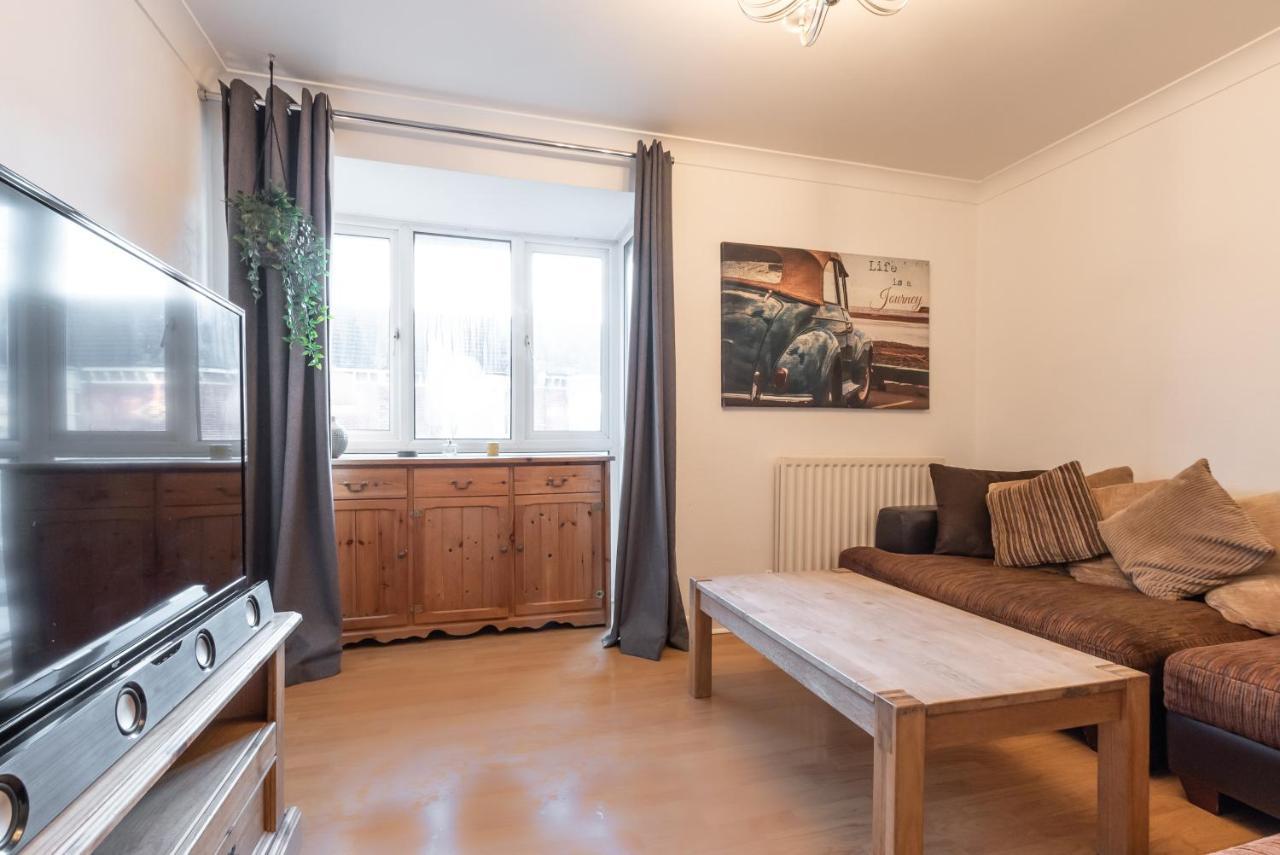 Best Price! Large Home For 4 - Smart Tv - Comfy Beds - Garden - 4 Single Beds Or 2 Doubles! Портсмът Екстериор снимка